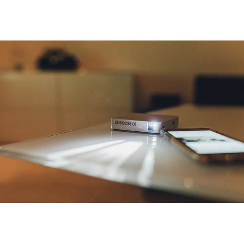 ویدئو پروژکتور جیبی ایپتک مدل MobileCinema i70